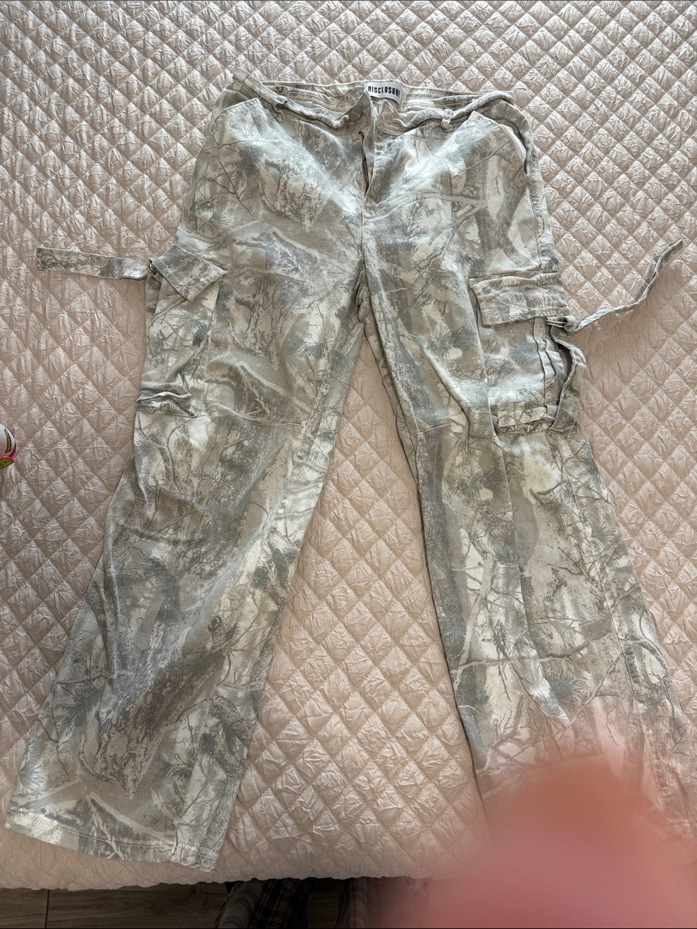 Wide Leg Cargo Pants in Light Gray Camo